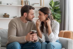 Comment gérer la charge mentale dans le couple : répartition équitable et communication efficace